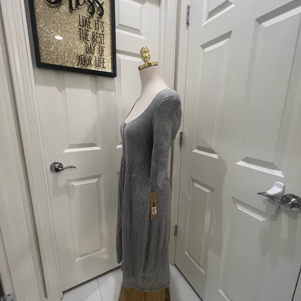Gray Ribbed Button-Front Dress - Picture 2 of 4